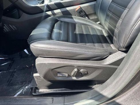 Certified 2019 Ford Edge SEL w/ Equipment Group 201A image 18