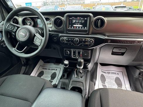 Used 2023 Jeep Wrangler Sport AWD/4WD image 14
