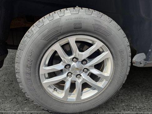 Used 2021 Chevrolet Silverado 1500 LT AWD/4WD image 13
