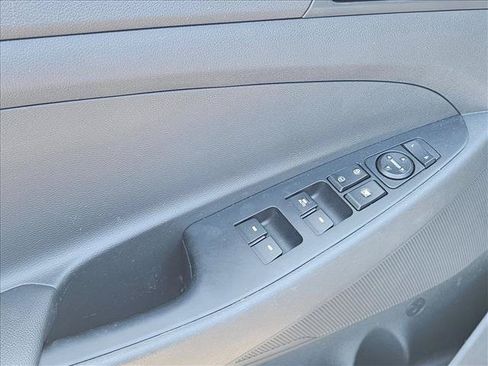 Used 2017 Hyundai Tucson SE w/ SE Popular Package 02 FWD image 30