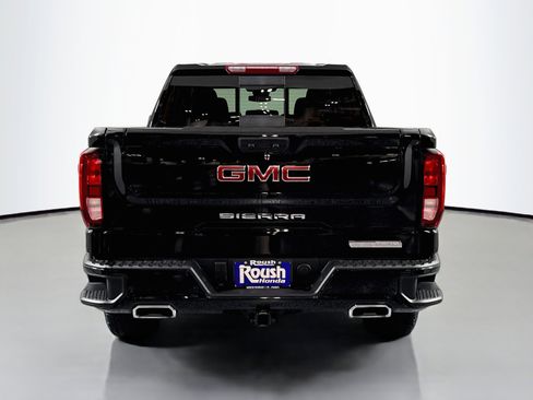 Used 2025 GMC Sierra 1500 Elevation w/ Elevation Premium Package AWD/4WD image 6