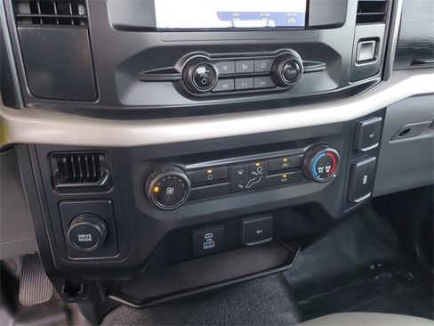 Used 2021 Ford F150 XL image 20