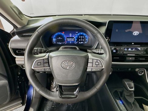 Certified 2024 Toyota Grand Highlander Platinum image 11