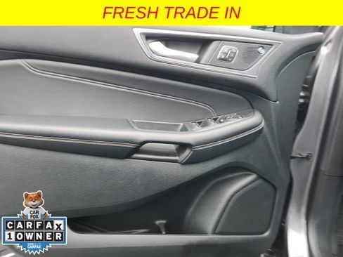 Used 2022 Ford Edge Titanium AWD/4WD image 15