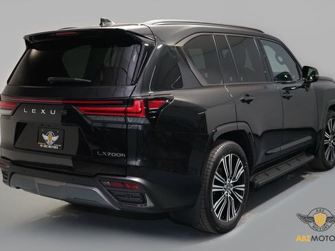 Used 2026 Lexus LX 700h Luxury w/ Appearance Package image 6