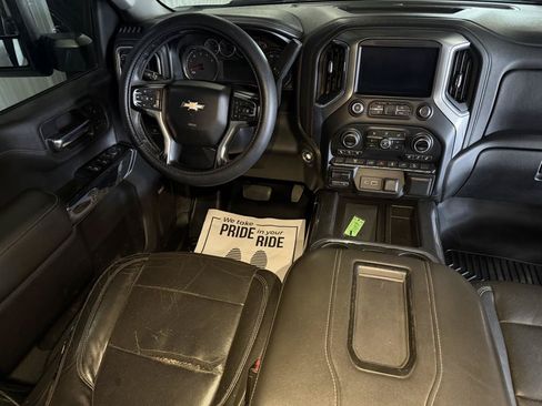 Used 2020 Chevrolet Silverado 2500 LTZ w/ LTZ Convenience Package AWD/4WD image 8