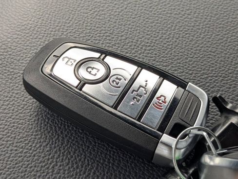 New 2025 Ford F150 Lariat w/ Equipment Group 502A High image 33