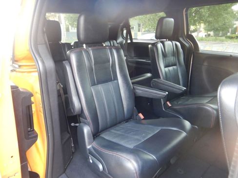 Used 2020 Dodge Grand Caravan GT image 19