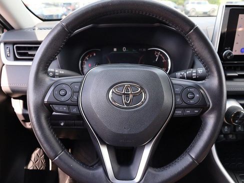 Used 2025 Toyota RAV4 XLE w/ Weather Package AWD/4WD image 10