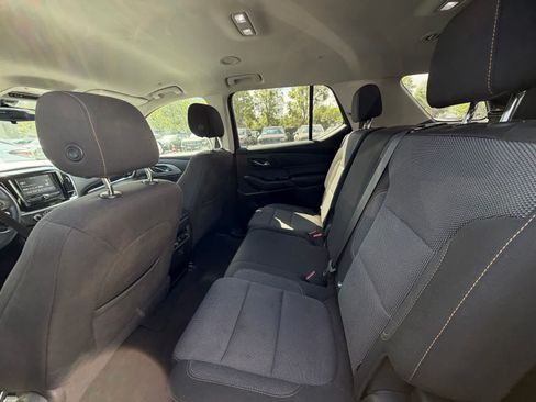 Used 2019 Chevrolet Traverse LS FWD image 6