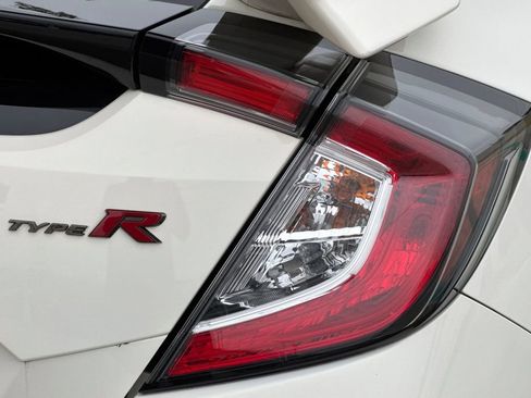 Certified 2018 Honda Civic Type R image 34