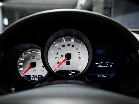 Used 2013 Porsche Boxster S RWD image 11
