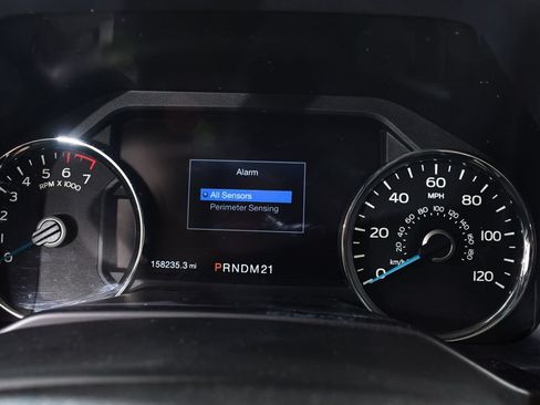 Used 2016 Ford F150 Lariat w/ Equipment Group 502A Luxury AWD/4WD image 25