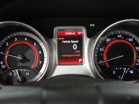 Used 2019 Dodge Journey SE w/ Blacktop Package image 8