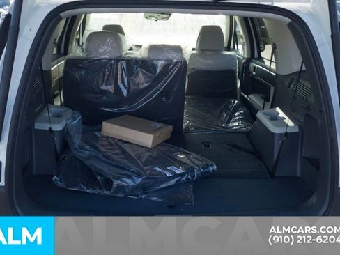 Used 2026 Hyundai Santa Fe SE FWD image 9
