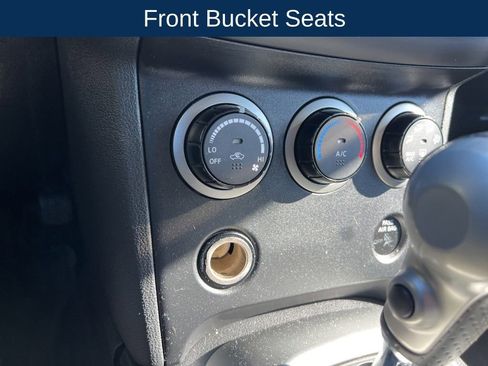 Used 2014 Nissan Rogue S w/ Convenience Package FWD image 23