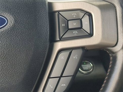 Used 2020 Ford F250 Platinum w/ FX4 Off-Road Package image 27