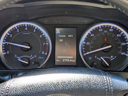 Used 2019 Toyota Highlander Limited image 11