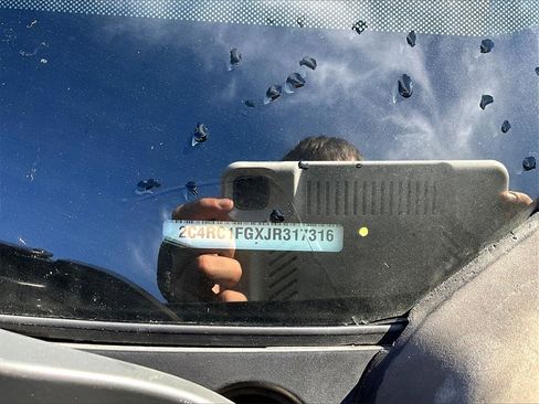 Used 2018 Chrysler Pacifica Touring Plus w/ S Appearance Package image 32