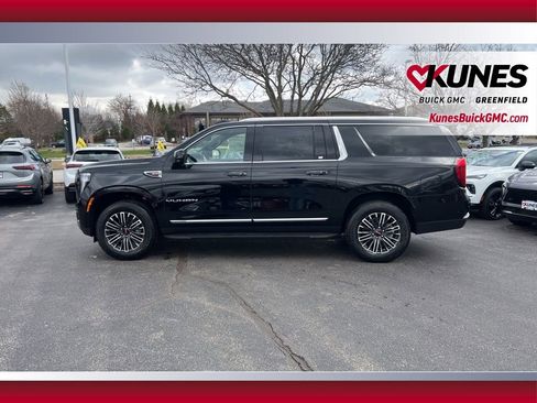 New 2026 GMC Yukon XL Elevation AWD/4WD image 8