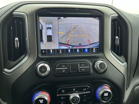 Used 2023 GMC Sierra 2500 Denali image 6