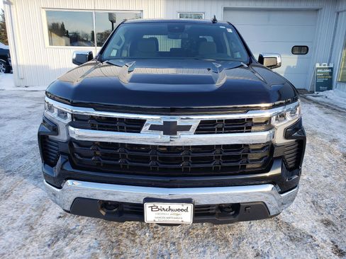 Used 2024 Chevrolet Silverado 1500 LT image 7