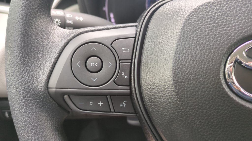 Used 2026 Toyota Corolla LE FWD image 18