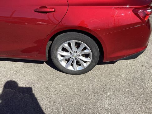 Used 2020 Chevrolet Malibu LT image 27