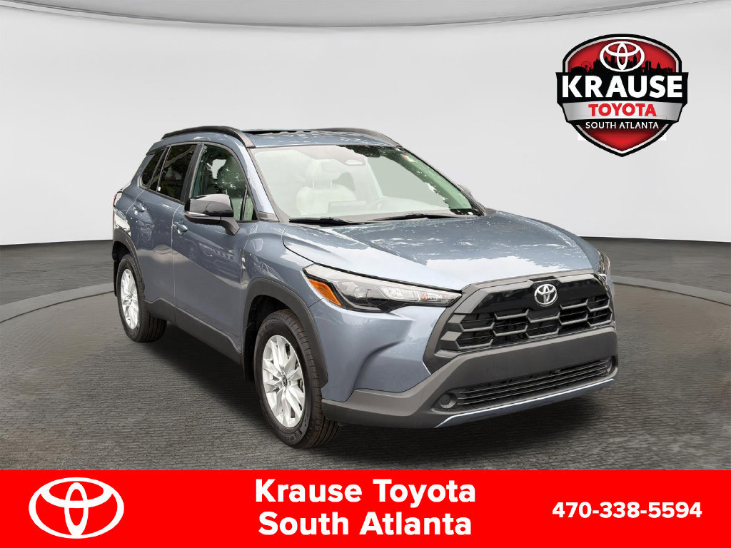 Used 2026 Toyota Corolla Cross LE w/ Moonroof Package FWD image 1
