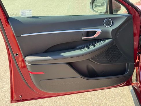 Used 2025 Hyundai Sonata SE image 18