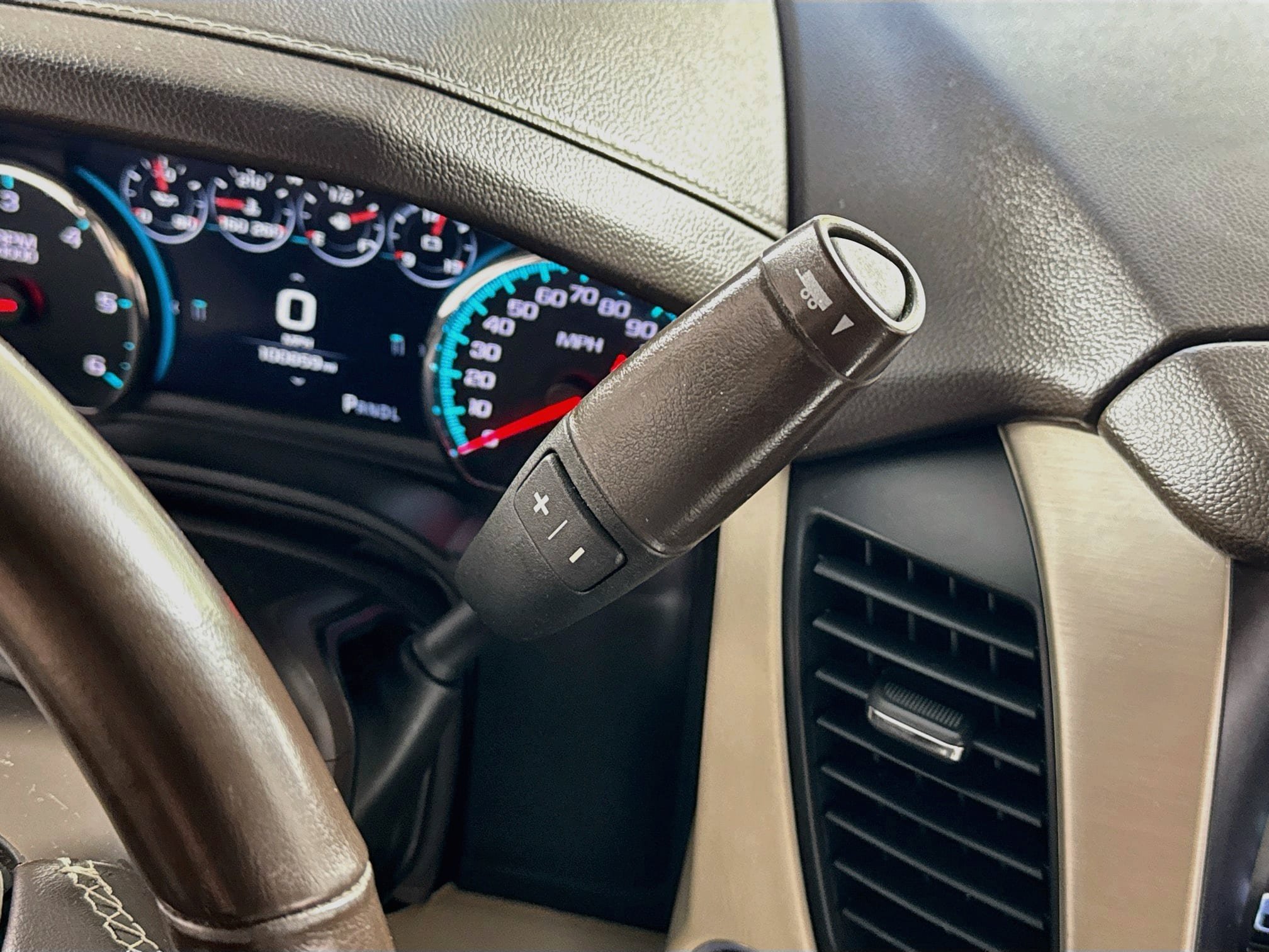 Used 2019 GMC Yukon XL Denali w/ Open Road Package AWD/4WD image 21