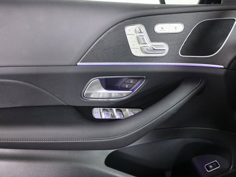 Certified 2026 Mercedes-Benz GLE 350 4MATIC image 9