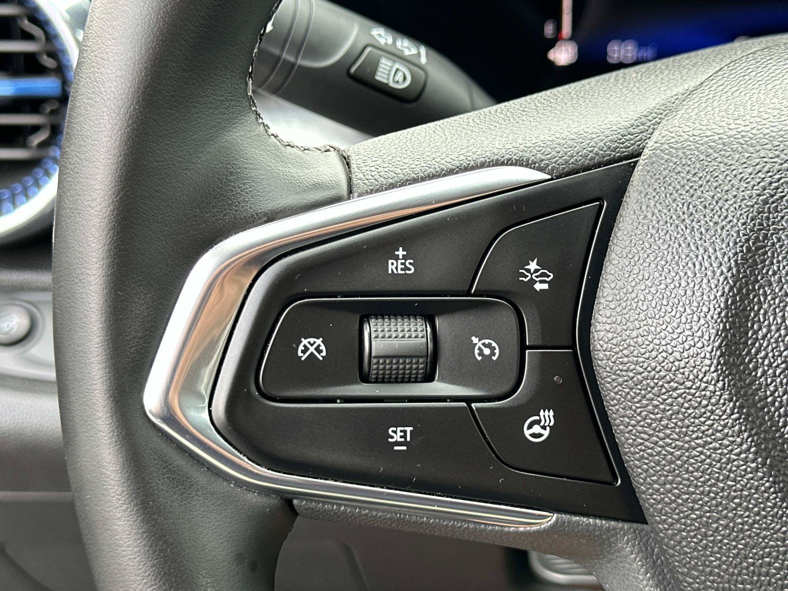 Used 2026 Chevrolet Trax LT w/ Driver Confidence Package FWD image 11