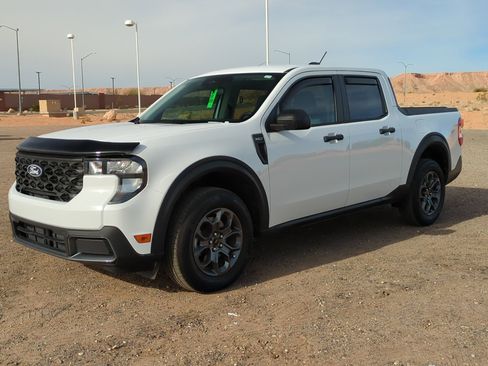 Used 2025 Ford Maverick XLT image 8