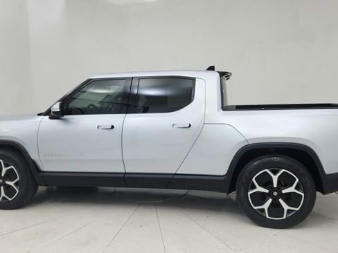 Used 2023 Rivian R1T Adventure image 30