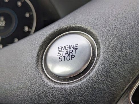 Used 2022 Hyundai Palisade Calligraphy w/ Winter Package image 29