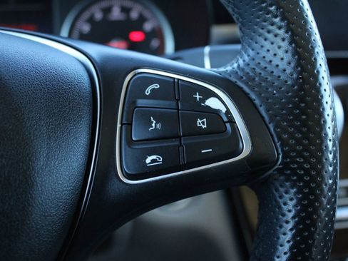 Used 2016 Mercedes-Benz GLC 300 image 30