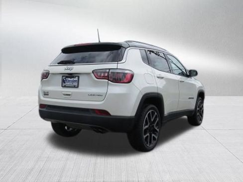 Used 2018 Jeep Compass Limited w/ Navigation Group AWD/4WD image 4