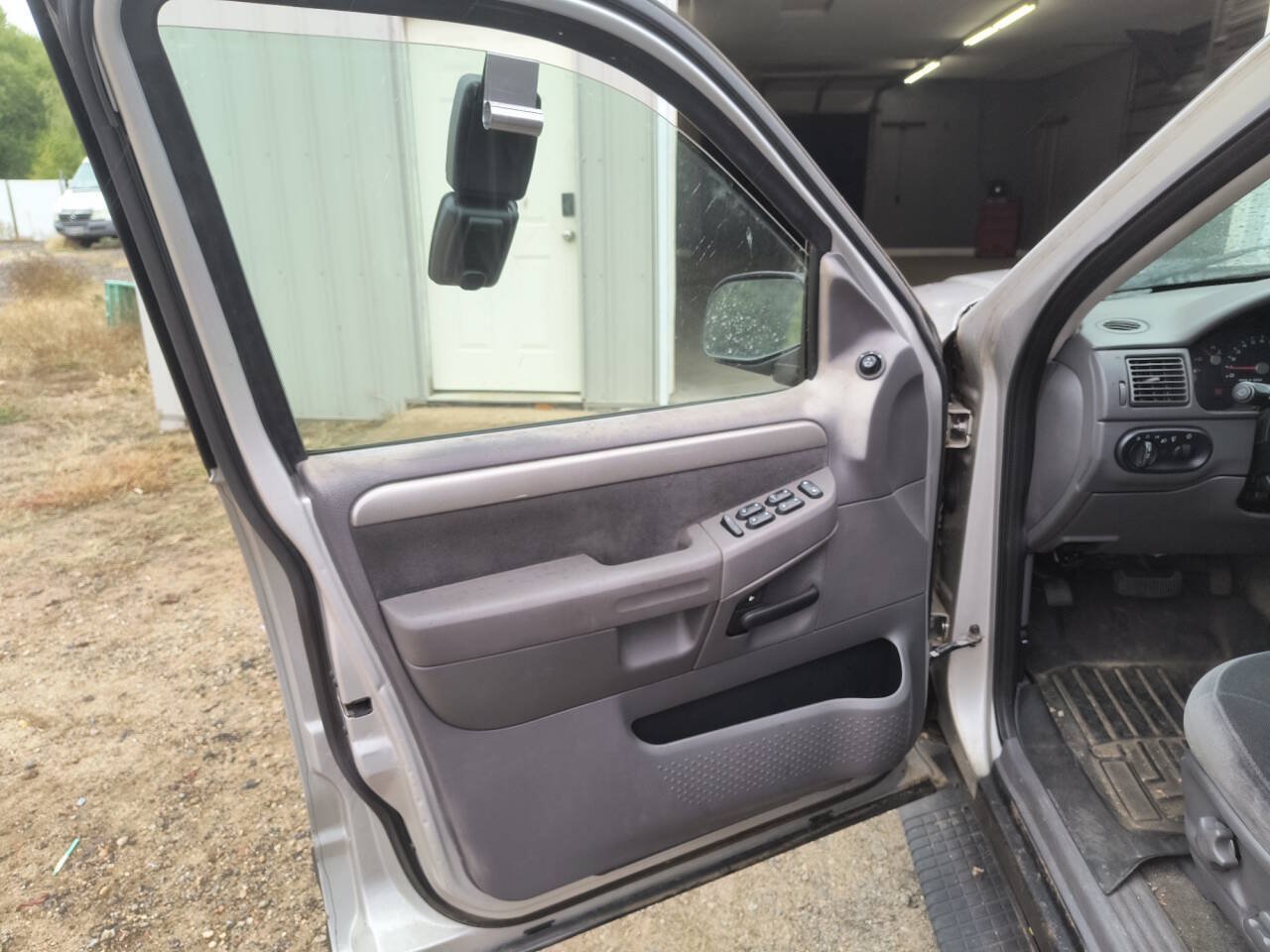 Used 2003 Ford Explorer XLT AWD/4WD image 20