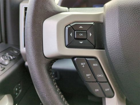 Certified 2022 Ford F250 Lariat w/ Tremor Off-Road Package image 26