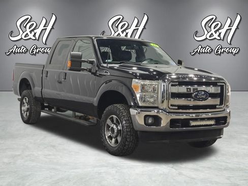 Used 2012 Ford F350 Lariat image 2