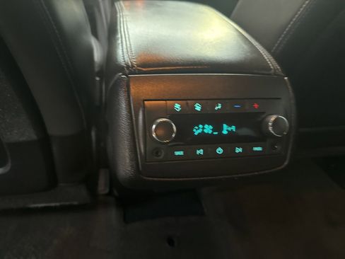 Used 2014 Buick Enclave Leather image 19
