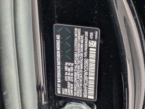 Certified 2023 BMW Z4 M40i w/ Premium Package image 23