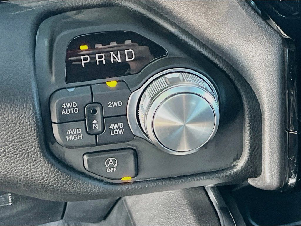Used 2026 RAM 1500 Laramie w/ Advanced Safety Group II AWD/4WD image 17