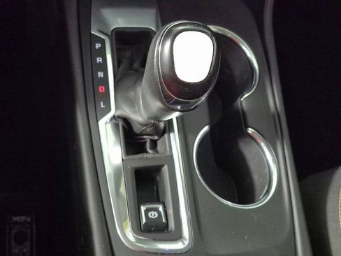 Used 2019 Chevrolet Equinox LT w/ Sun & Navigation Package image 16