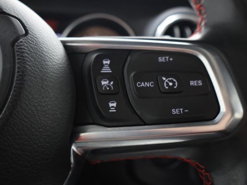 Used 2020 Jeep Wrangler Unlimited Rubicon w/ Quick Order Package 28Y Recon AWD/4WD image 13