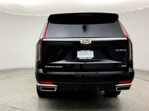 Used 2021 Cadillac Escalade ESV Premium Luxury w/ Performance Package AWD/4WD image 6
