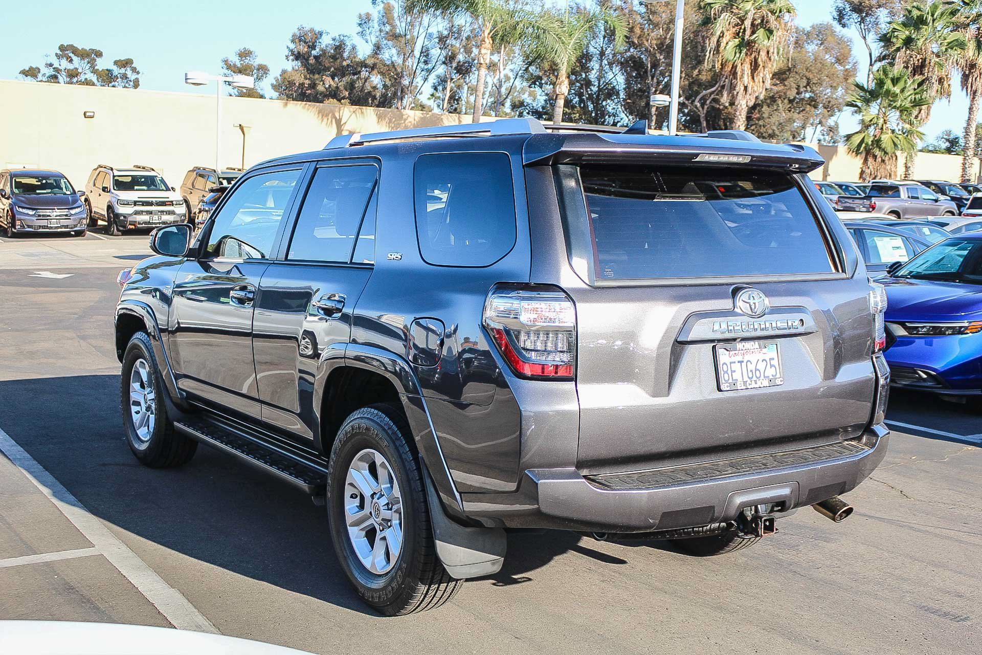 Used 2018 Toyota 4Runner SR5 Premium AWD/4WD image 24