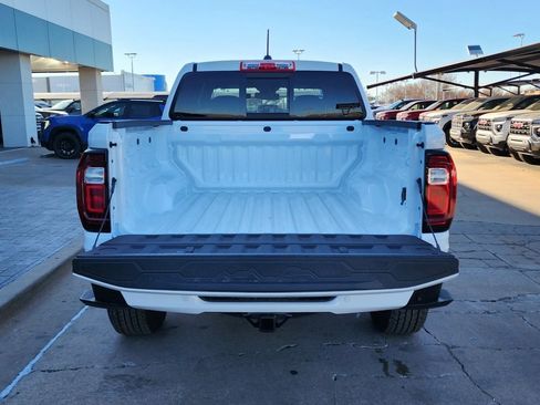 New 2026 GMC Canyon Elevation w/ Convenience Package image 47