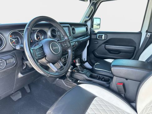 Used 2022 Jeep Wrangler Unlimited Sport AWD/4WD image 32